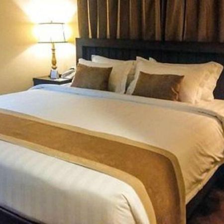 Thousand Island Hotel Inle Lake Екстериор снимка
