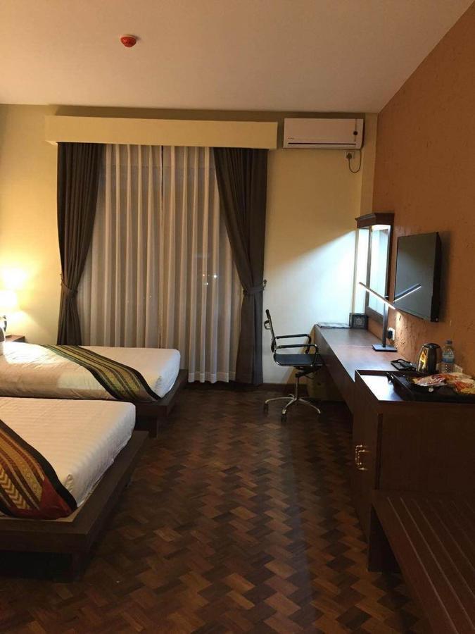 Thousand Island Hotel Inle Lake Екстериор снимка