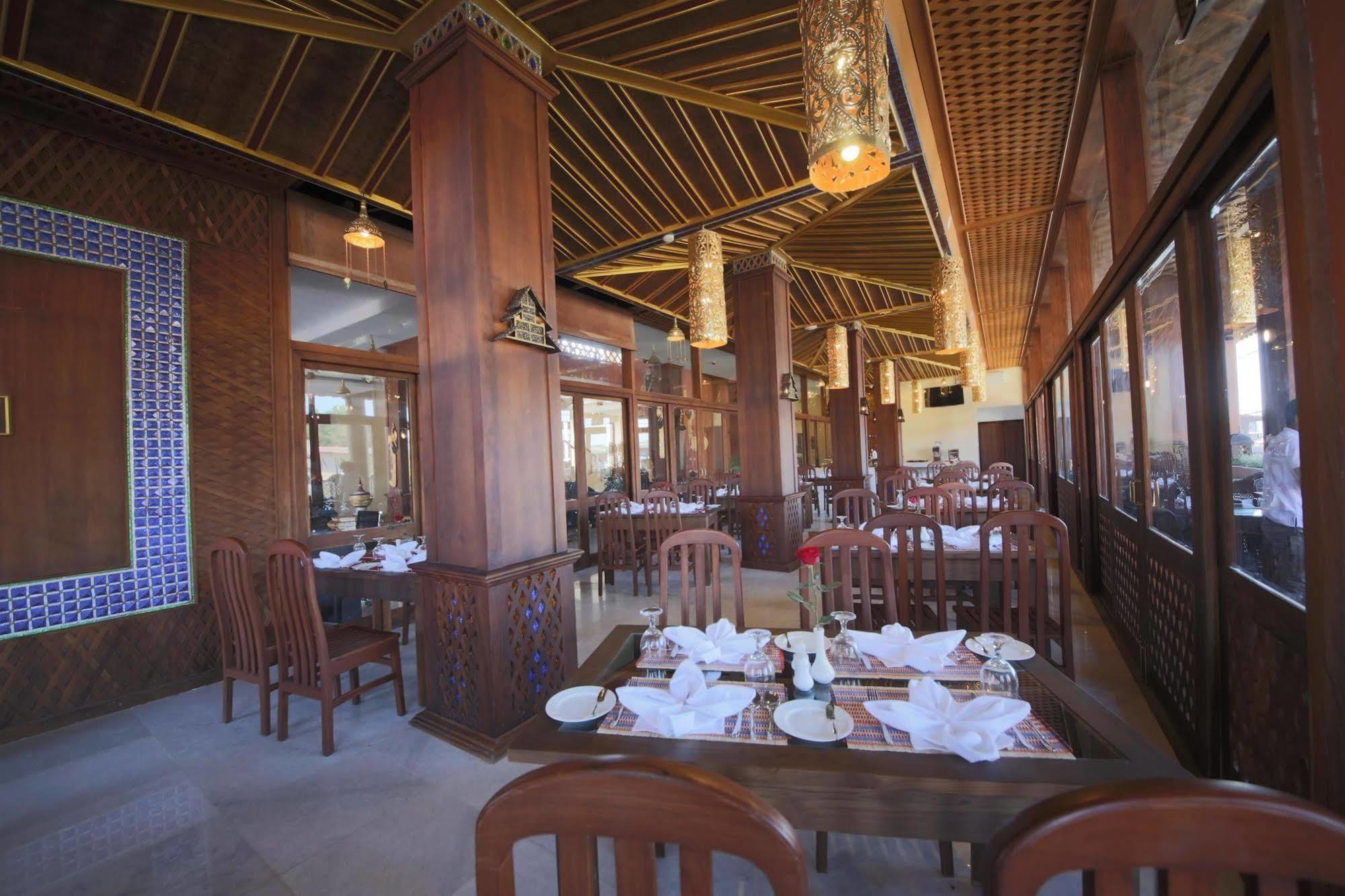 Thousand Island Hotel Inle Lake Екстериор снимка