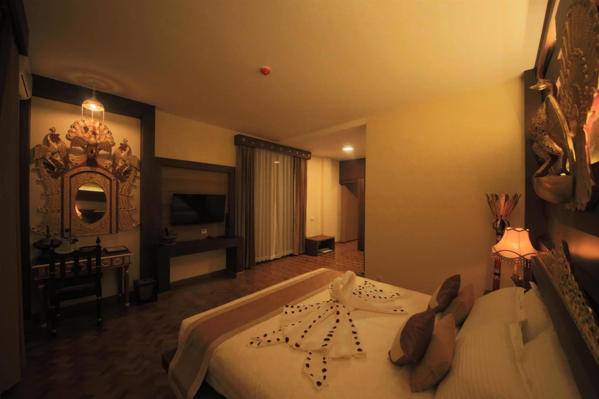 Thousand Island Hotel Inle Lake Екстериор снимка