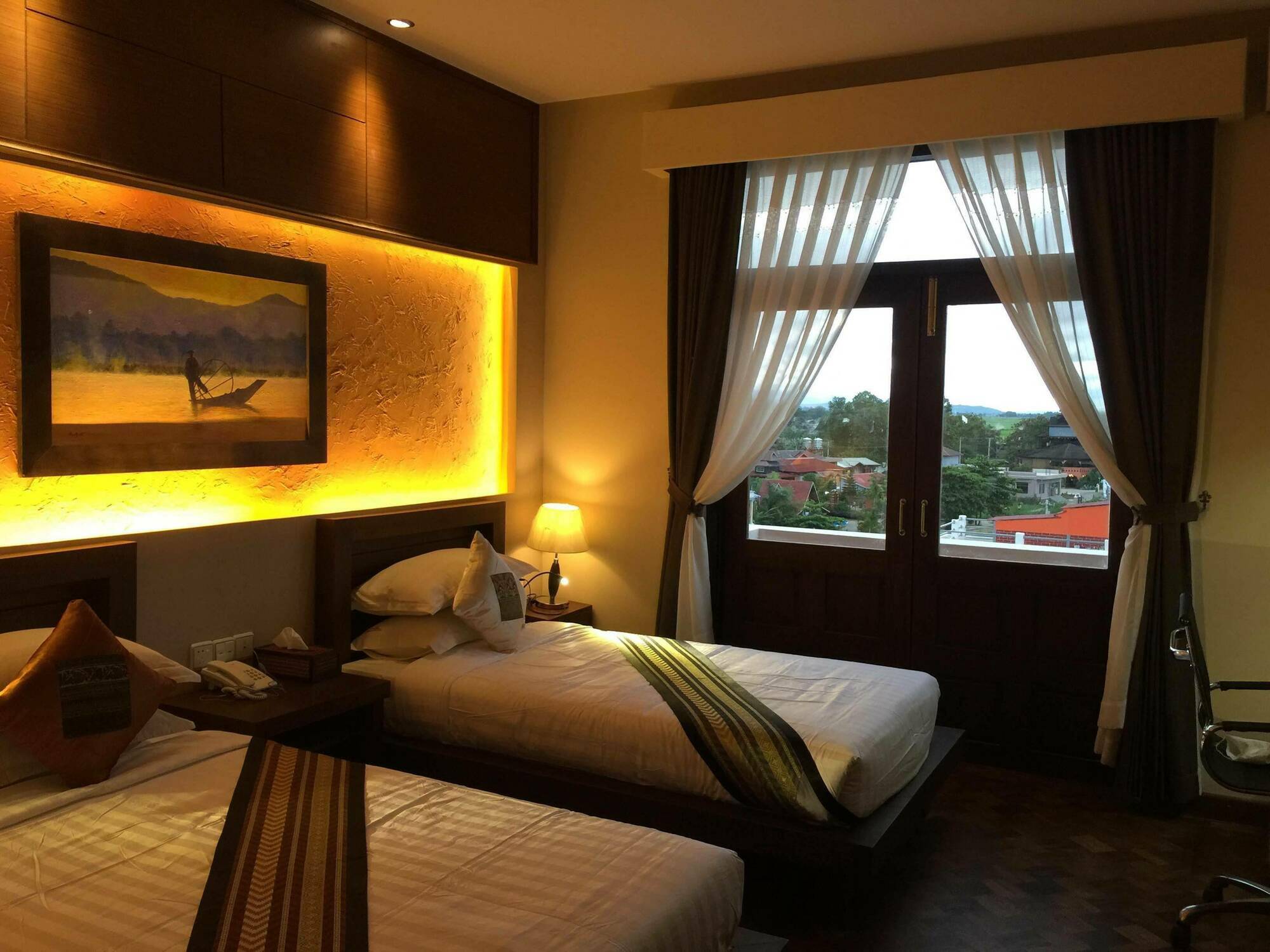 Thousand Island Hotel Inle Lake Екстериор снимка